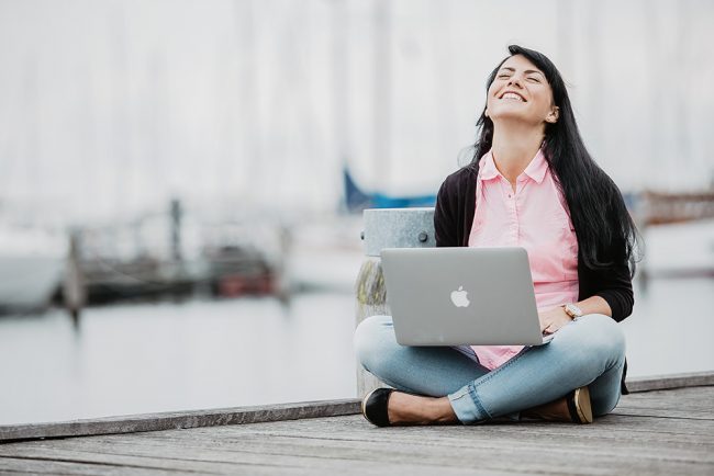 Businessfoto Bewerbungsfoto Imagefoto Familienfoto Kinderfoto Babyshooting Newbornfoto Leipzig GoldenEyes Fotograf Fotostudio Portraitfoto socialmedia Content