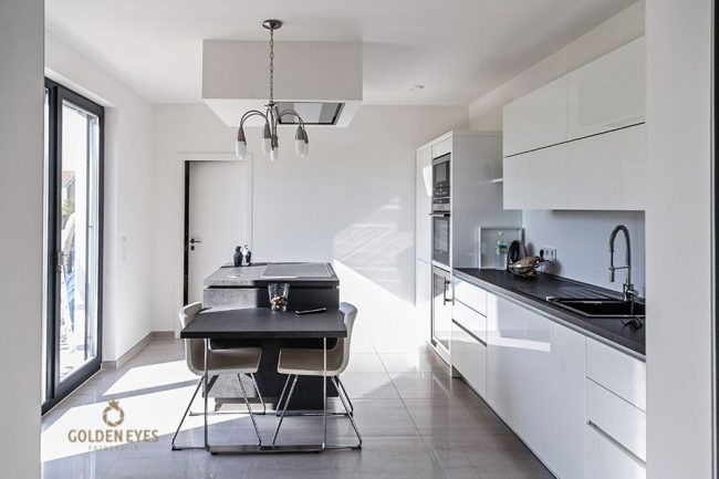 Marketing Businessfoto Bewerbungsfoto Imagefoto Familienfoto Kinderfoto Babyshooting Newbornfoto Leipzig GoldenEyes Fotograf Fotostudio Portraitfoto socialmedia Content