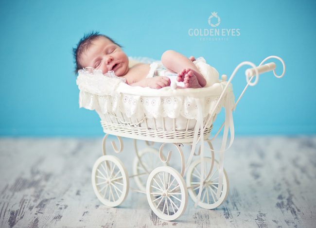 Baby Shooting Babyfoto Familienfoto Hochzeitsfoto Portraitfoto Imagefoto Werbefoto Aktfoto Businessfoto Bewerbungsfoto Hochzeitsfotograf Leipzig GoldenEyes professionelle Fotos Kindershooting Retusche Newbornfotos